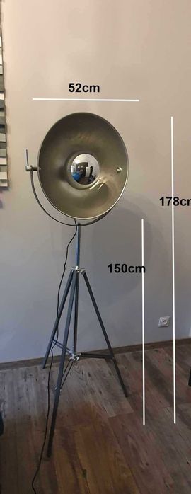 Lampa wolno stojąca Trójnóg