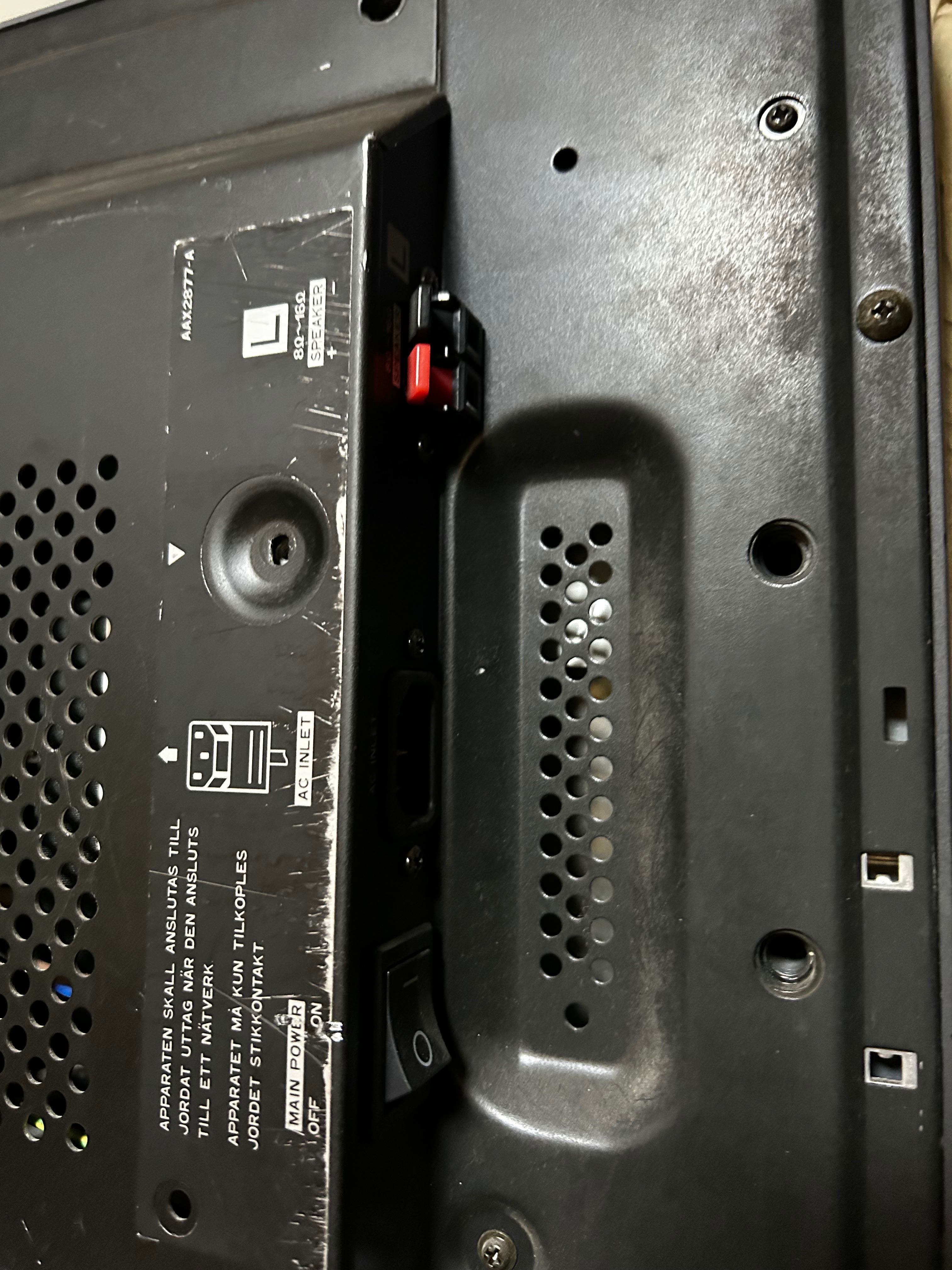 Плазмена панель Pioneer PDP-433MXE на деталі