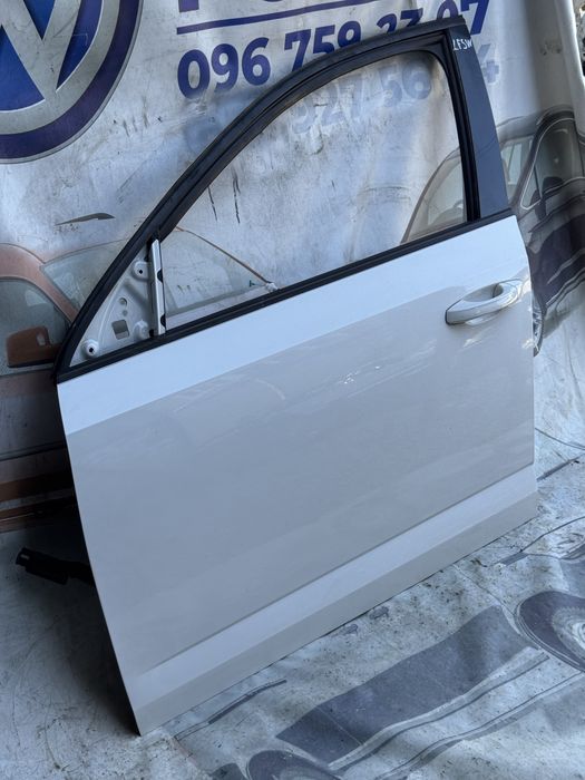 Двері Skoda a7 9p9p octavia шкода октавія а7 дверка дверь