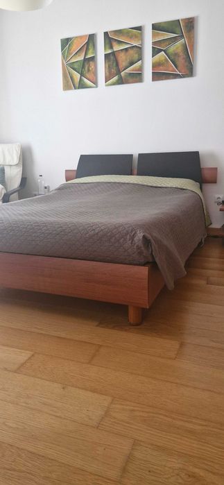 Cama de casal + estrado + colchão