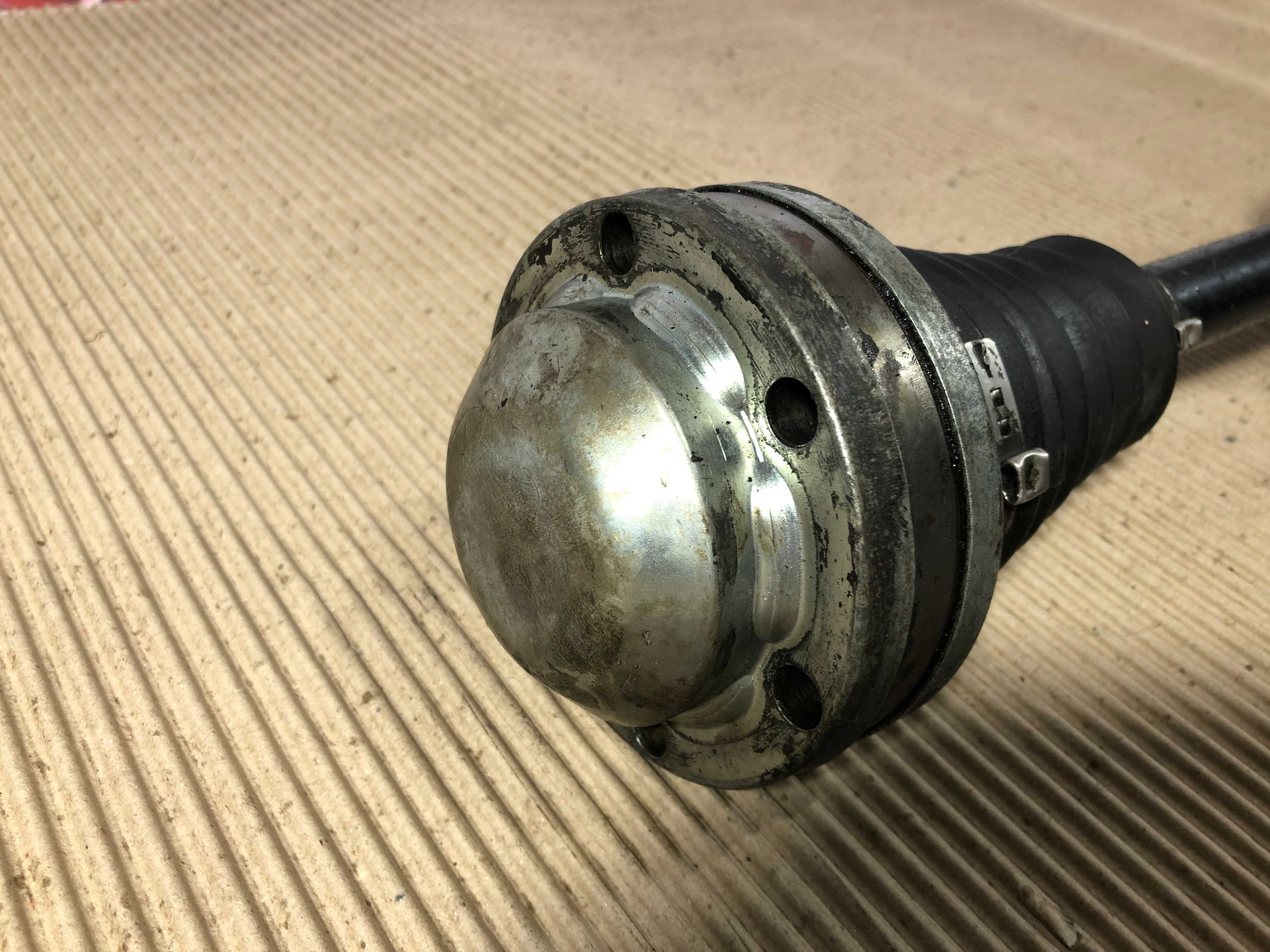Transmissao Cardan AUDI A3 8P 2.0TDI Esquerdo Original