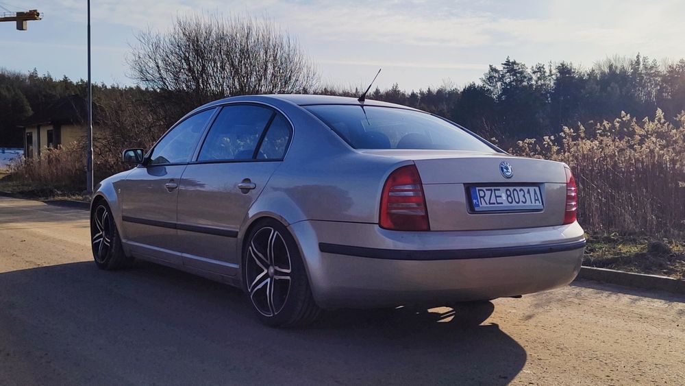 Skoda SuperB 1.8T +LPG 2005 r.