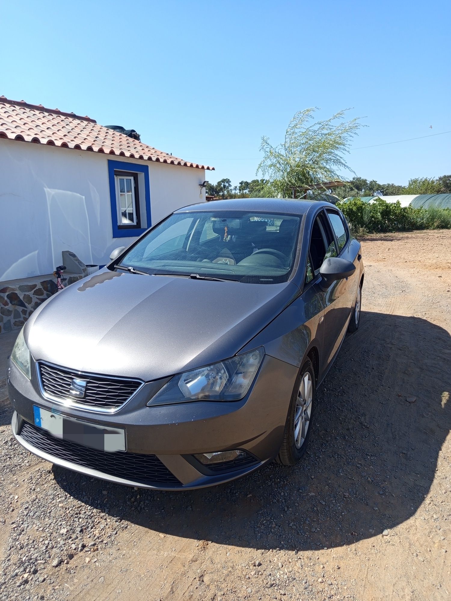 SEAT Ibiza Reference 1.0 a gasolina 2016