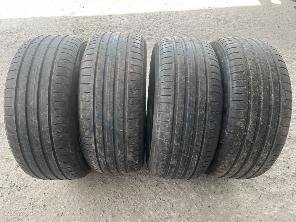 Opony letnie 4szt.235-55 R17 Nokian, 2020 rok 100zl