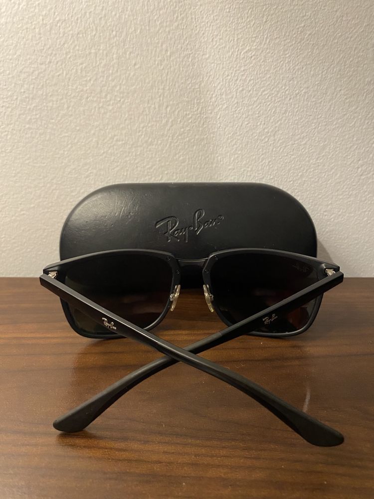 Óculos de sol pretos Ray-Ban