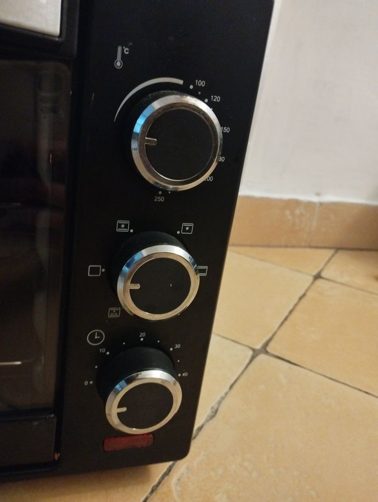 Piekarnik 25L Esperanza 250st + timer +opcje