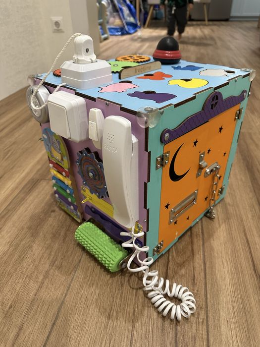 Бізікуб великий 30*30