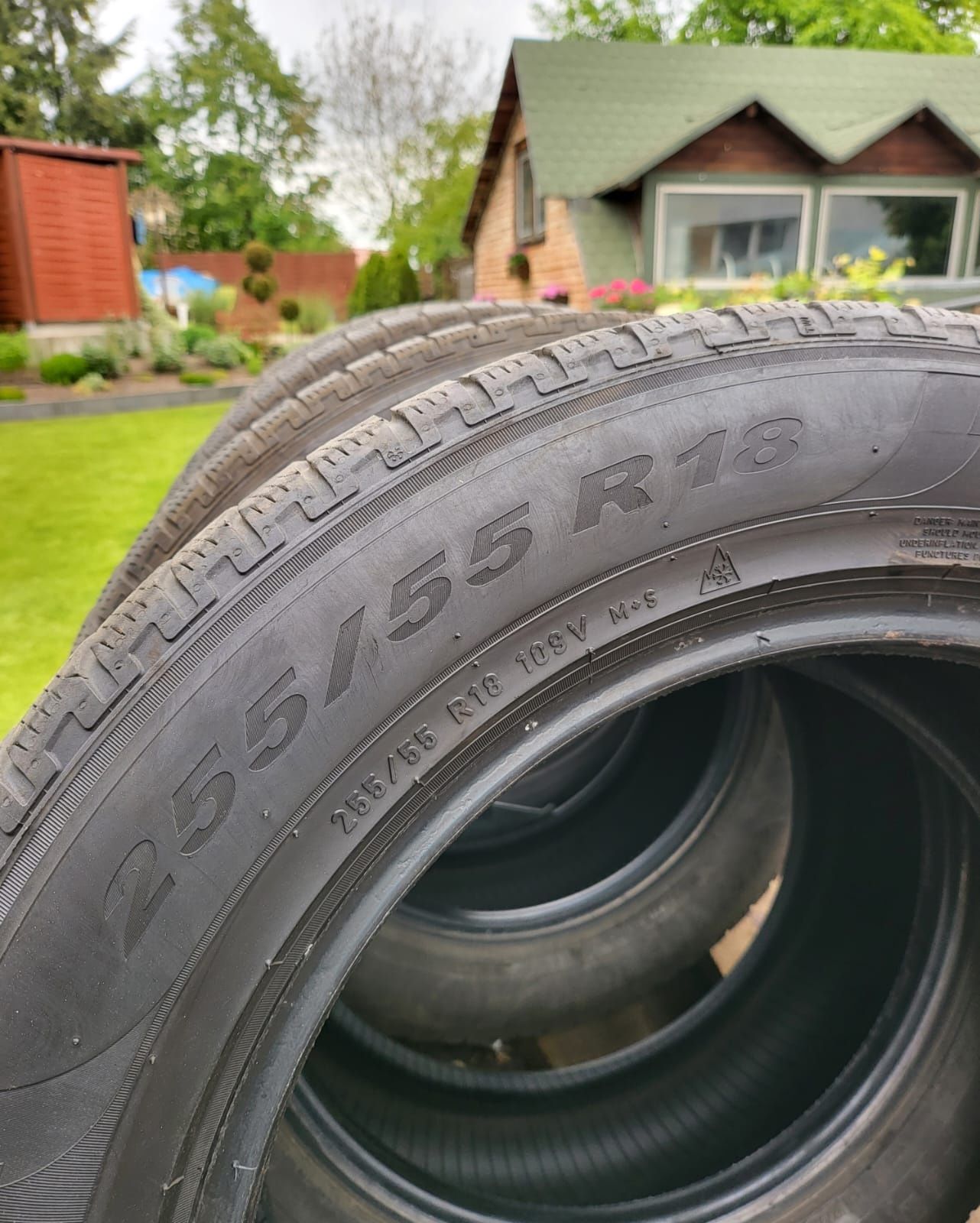 Opony 255/55 R18