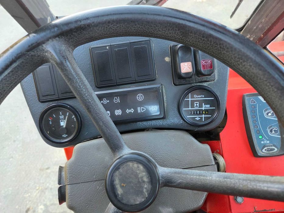 Телескопічний навантажувач, погружчик Manitou BT420, агро погрузчик