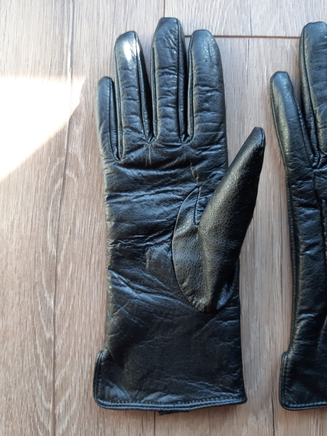 Czarne rękawiczki skórzane, skóra naturalna rozmiar 6.5 damskie