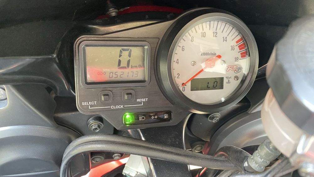 Yamaha YZF R6 (RJ03) de maio 2000