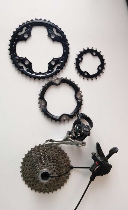 Material Bicicleta Estrada e BTT (selim carbono, cassetes, etc)