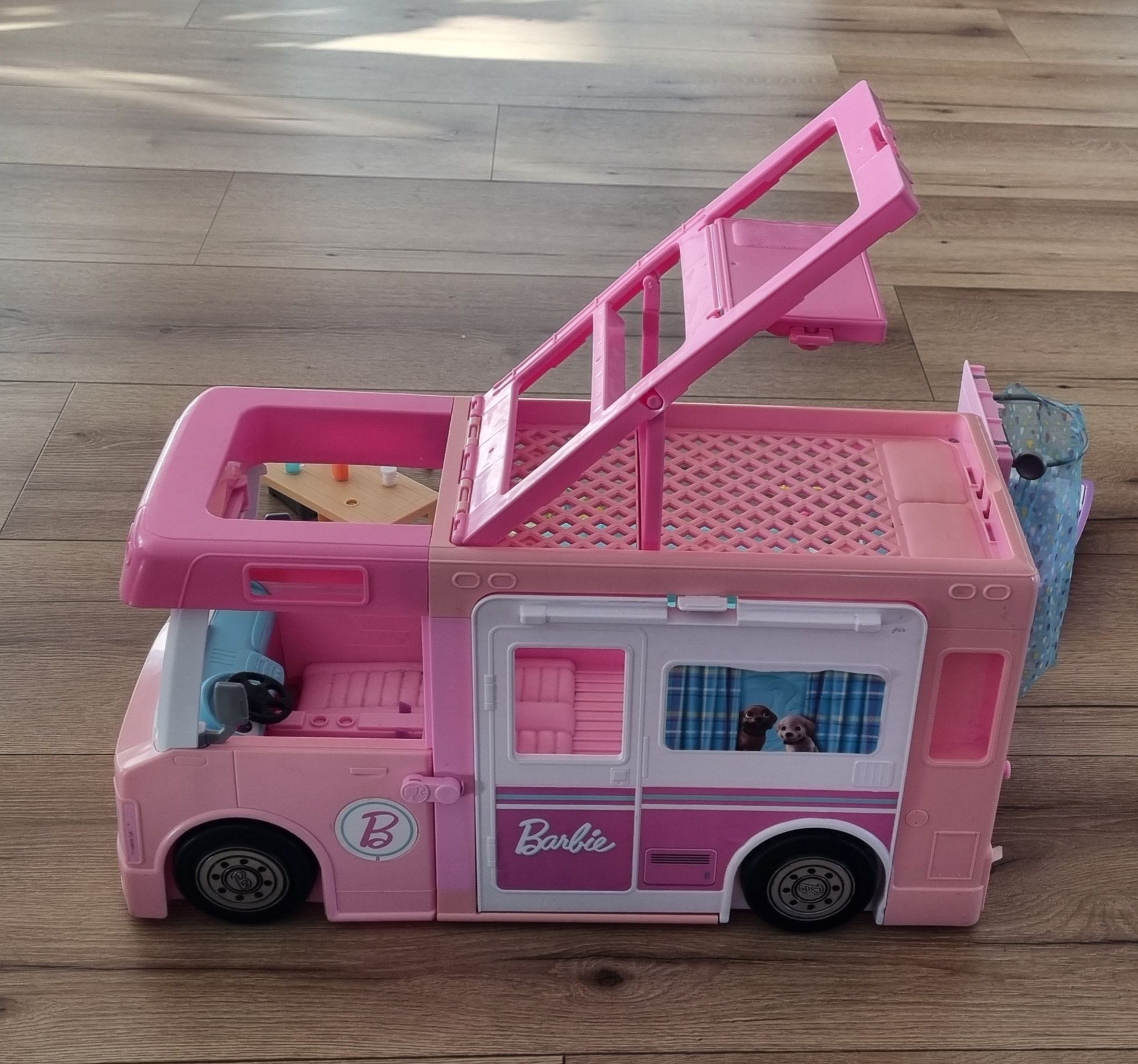 Barbie Kamper 3w1
