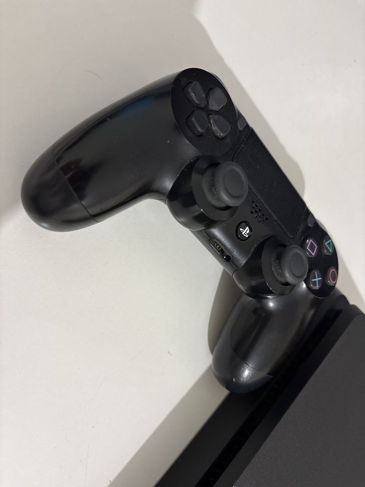 Ps4 com 2 comandos