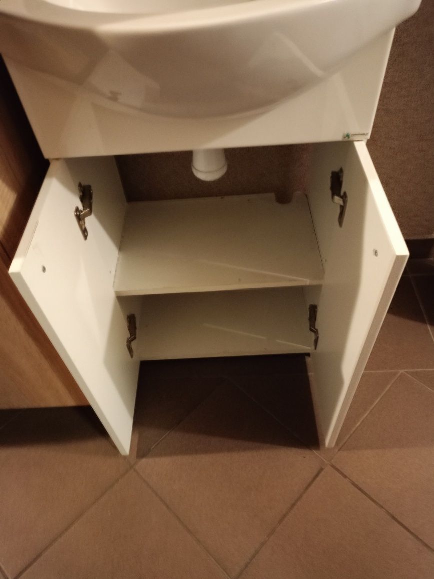 Obniżka! Szafka ze zlewem do łazienki.