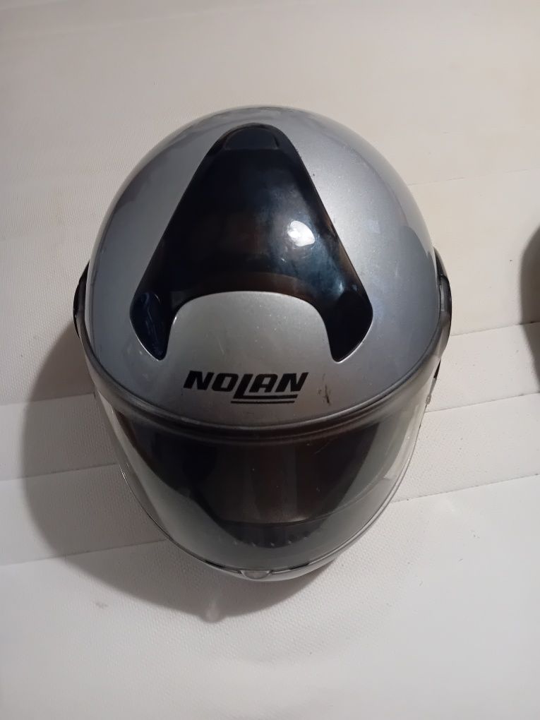 Vendo dois capacetes