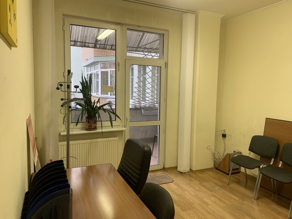 Аренда офиса (141м2) ул. Якира (Деревлянская), Юрия Ильенко