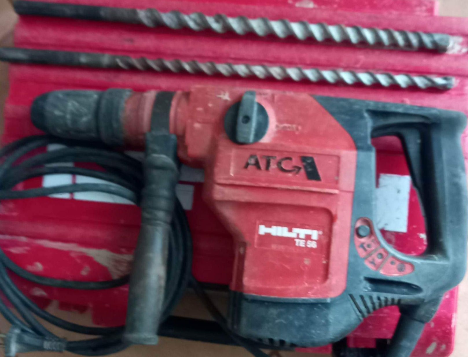 Martelo perfurador da Hilti