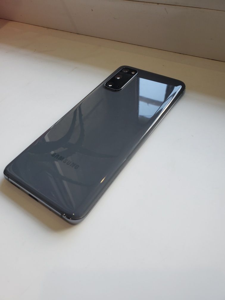 Samsung s20 5G USA version 12/128 ОПИСАНИЕ!