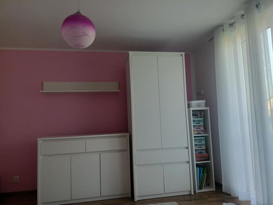 Meble pokojowe w dobrym stanie