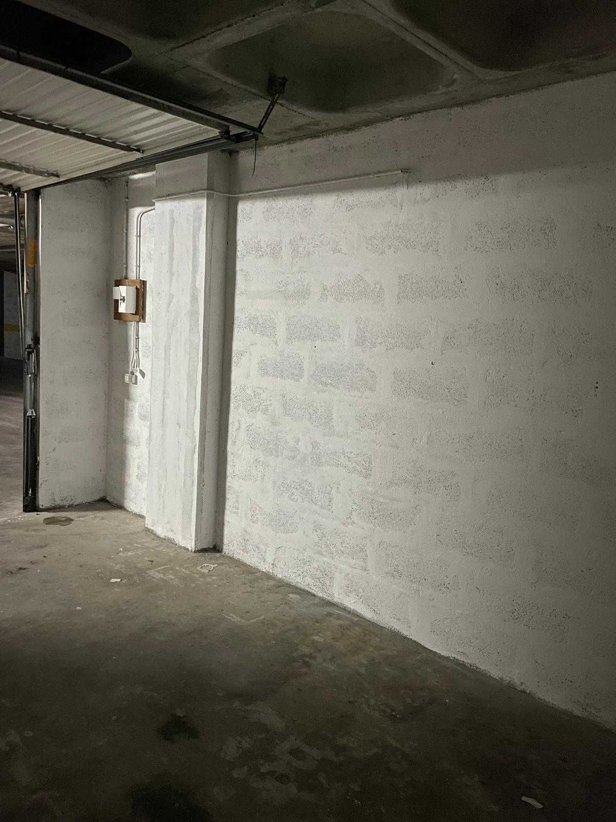 Garagem Box na Quinta da Bela Vista em Sassoeiros  Carcavelos