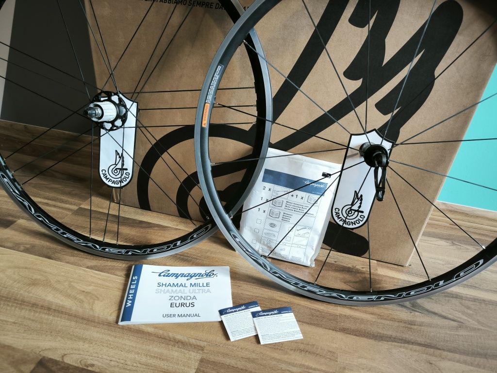 Koła szosowe Campagnolo Zonda C17