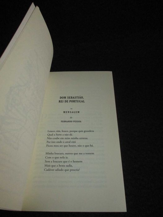 Livro Hinário ao Rei Encoberto 17 Trovas Sebastianistas Rémi Boyer