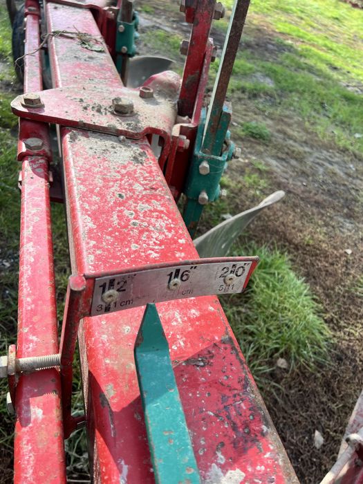 Pług obrotowy Kverneland LS95 vario liniowanie sprowadzony