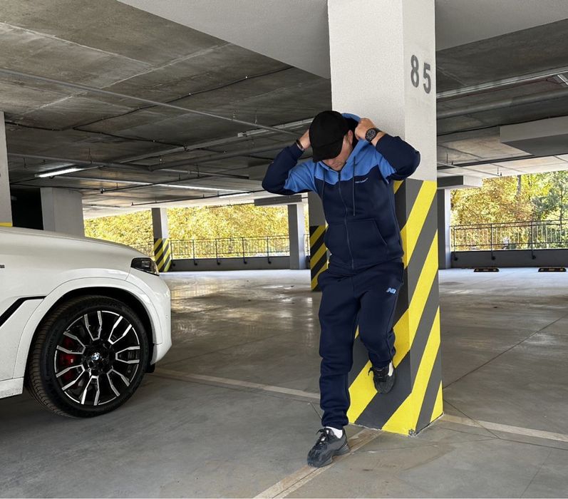 Мужской зимний костюм New Balance с начесом M-XXL с лампасами кофта