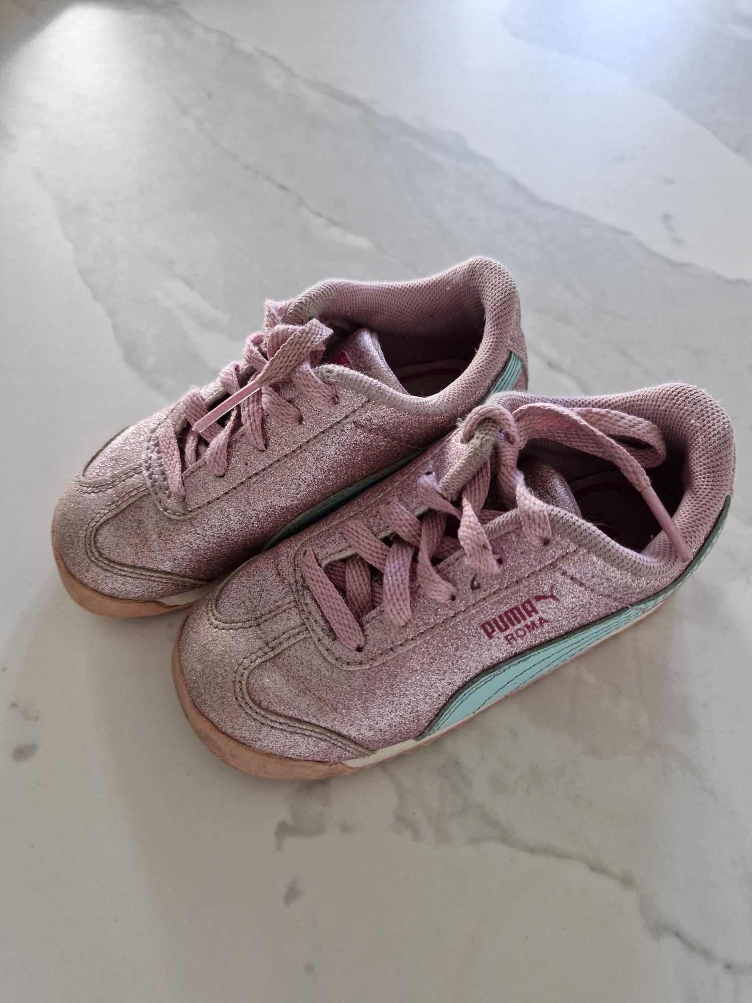Buty Puma różowe Sneakersy dla dziecka r.24