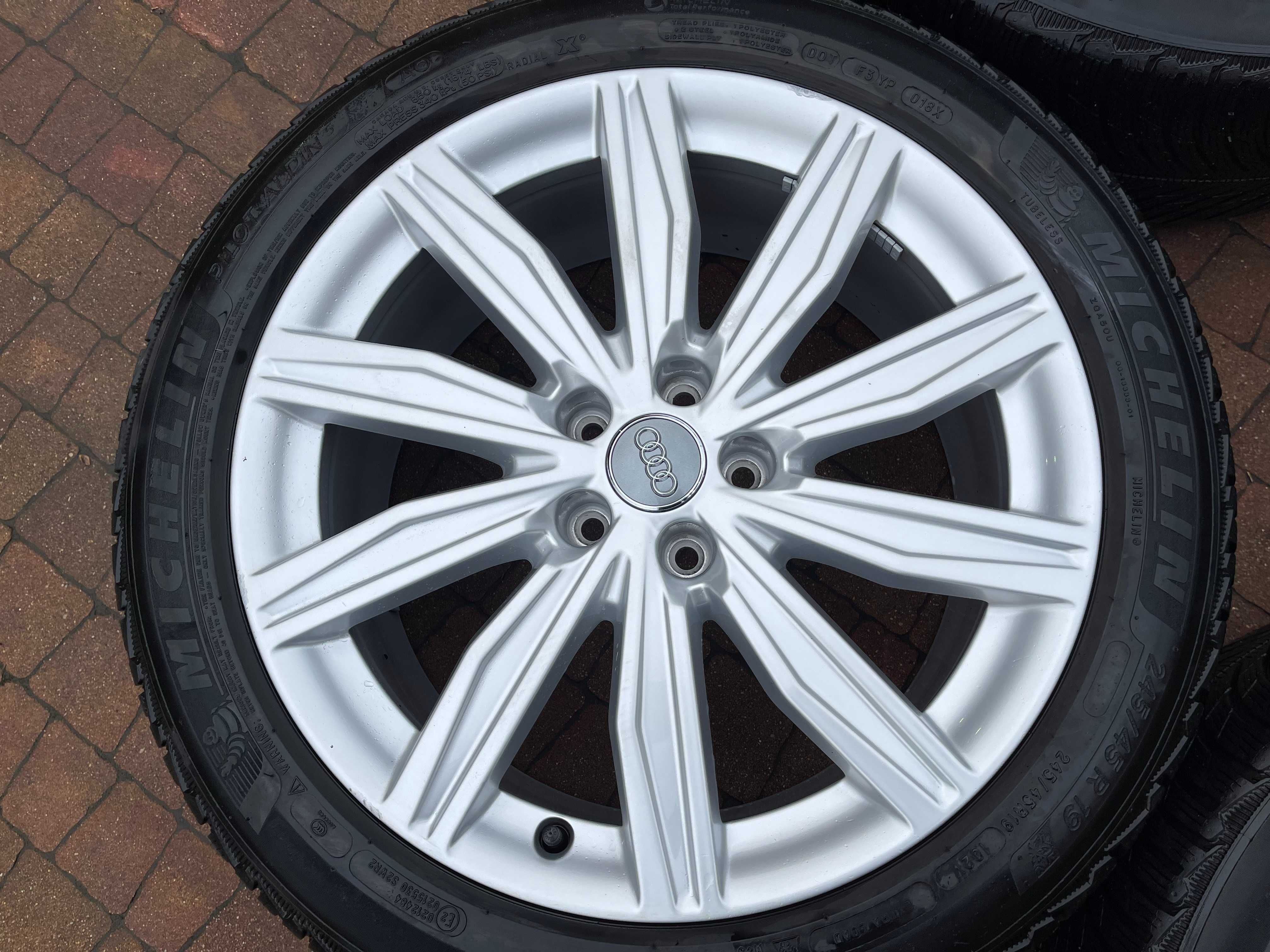 3692. Koła zimowe Audi A8 D3 oryginał 5x112 235/45/19 Michelin 2022r
