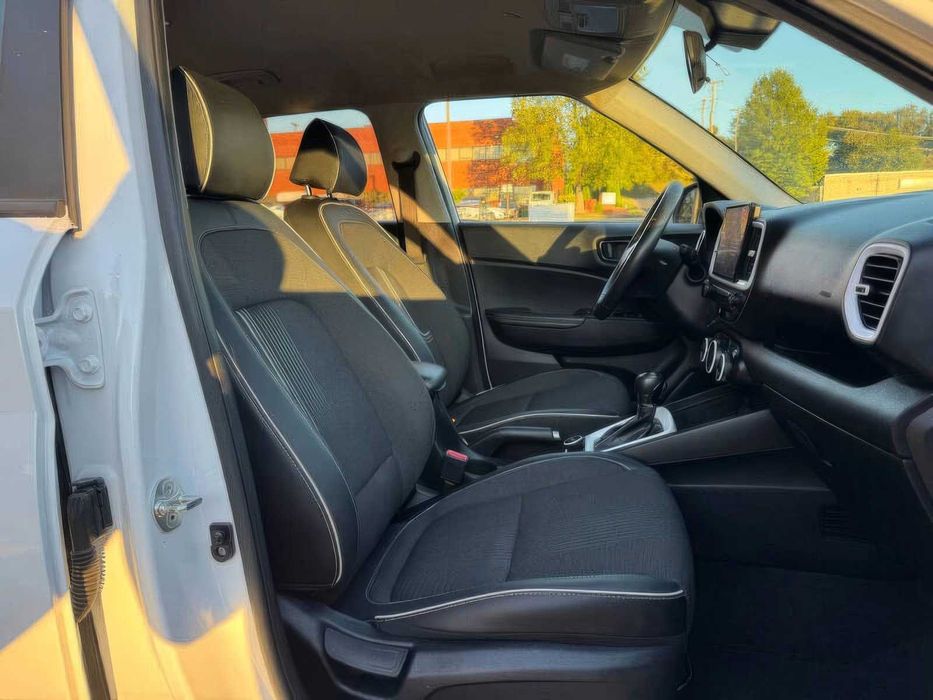 Hyundai Venue Limited      2024