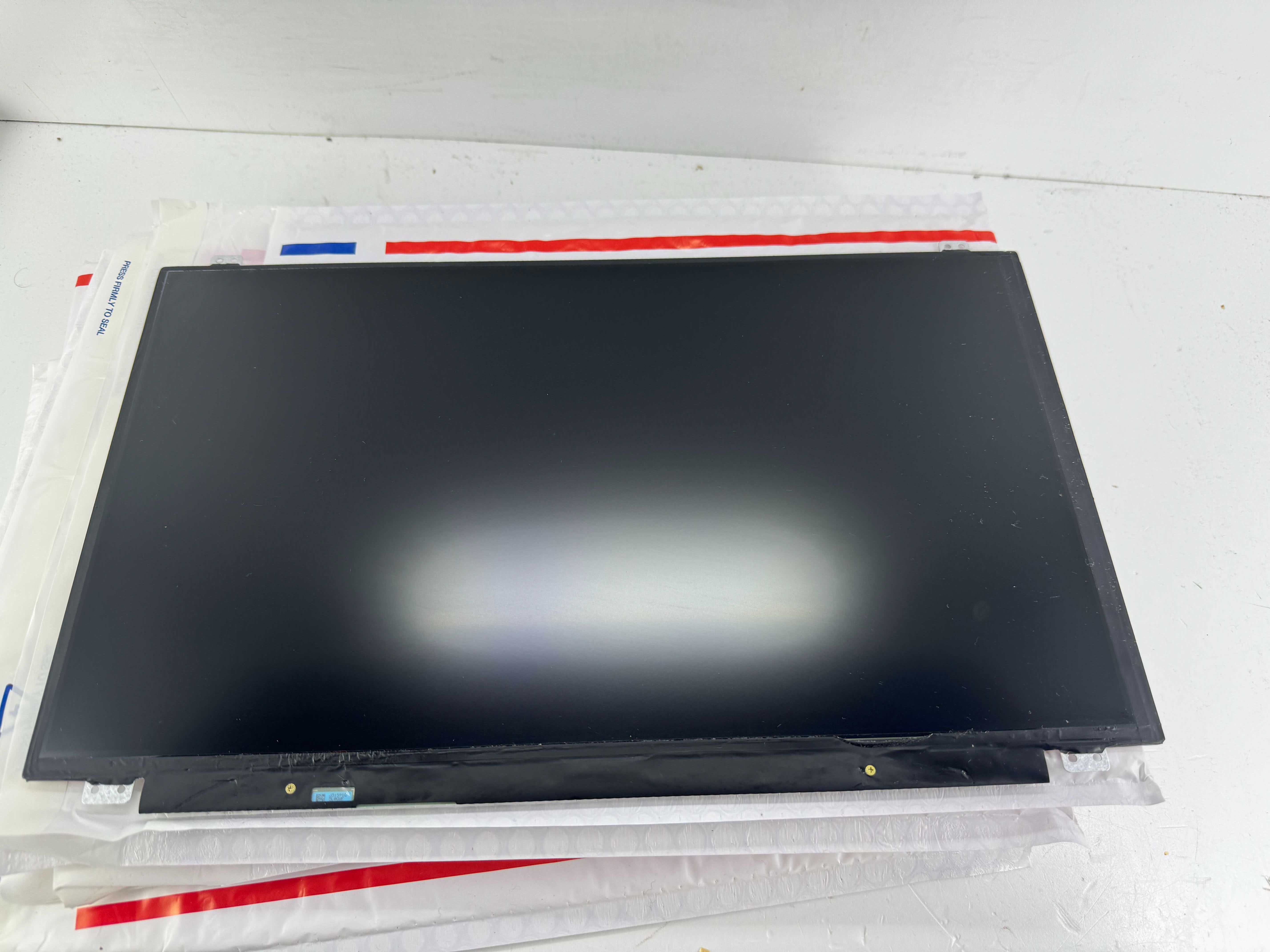 Матриця LCD Samsung 15.6" FullHD IPS slim 30 pin LTN156HL02-001