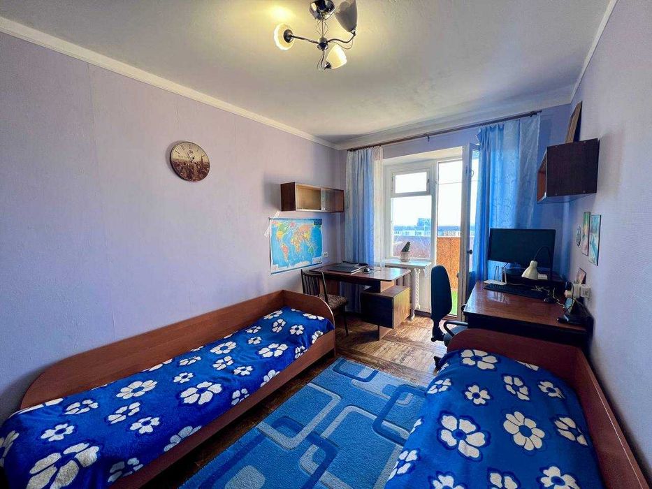 Продам 3-х комнатную квартиру ул. Чумаченка