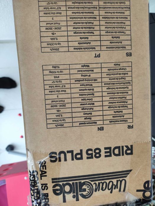 Trotinete Elétrica URBANGLIDE Ride 85 Plus (250 W - Autonomia: 20 Km