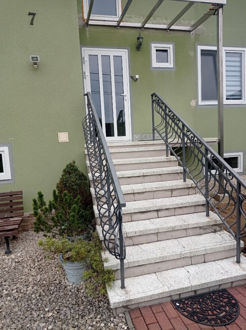 Barierki/Balustrady kute z profili stalowych