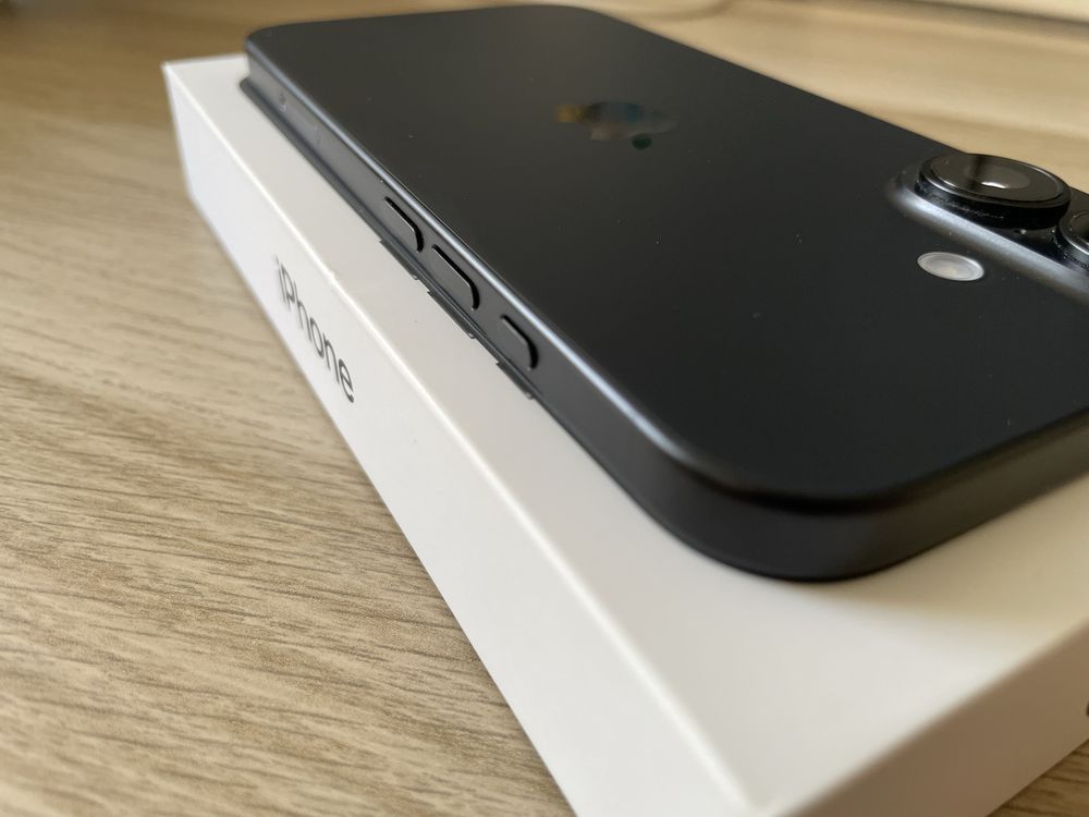 IPhone 16 128GB + Garantia + Capa original Apple