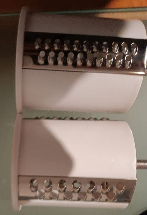 Vendo moinho triturador de legumes ou ralador manual NOVO