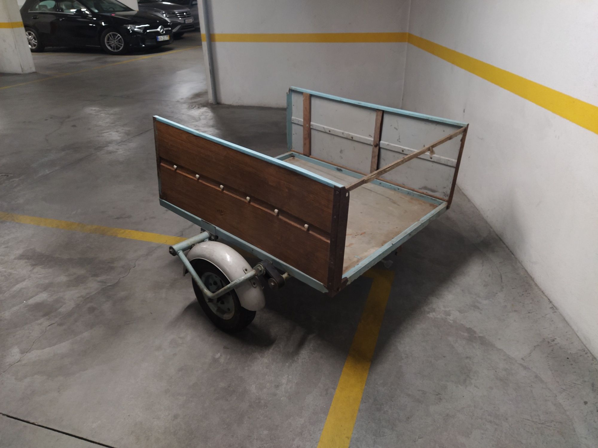 Atrelado para carro