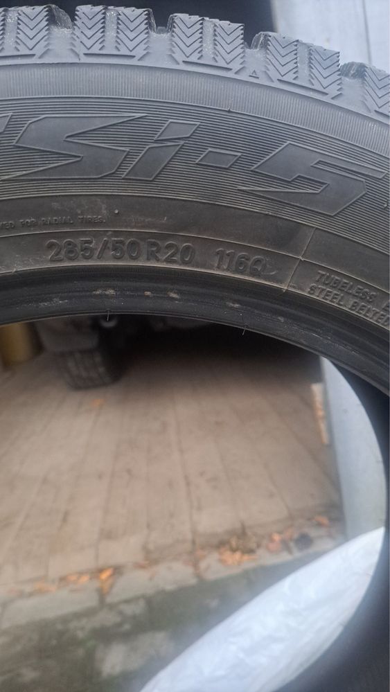 Шини 285/50R20