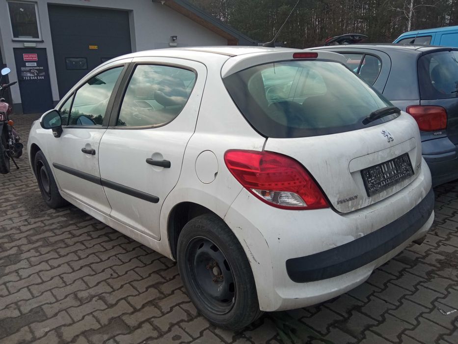 Peugeot 207 1.4 VTi 16v *na części*