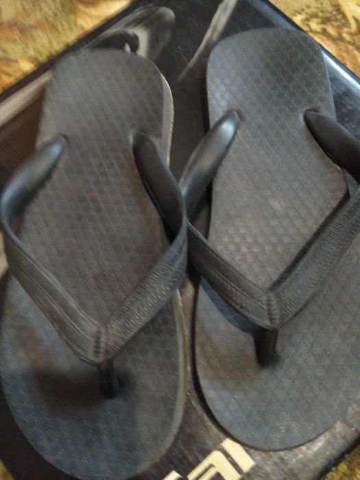 сланцы шлепки вьетнамки черные