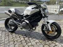 Ducati Monster 696 09