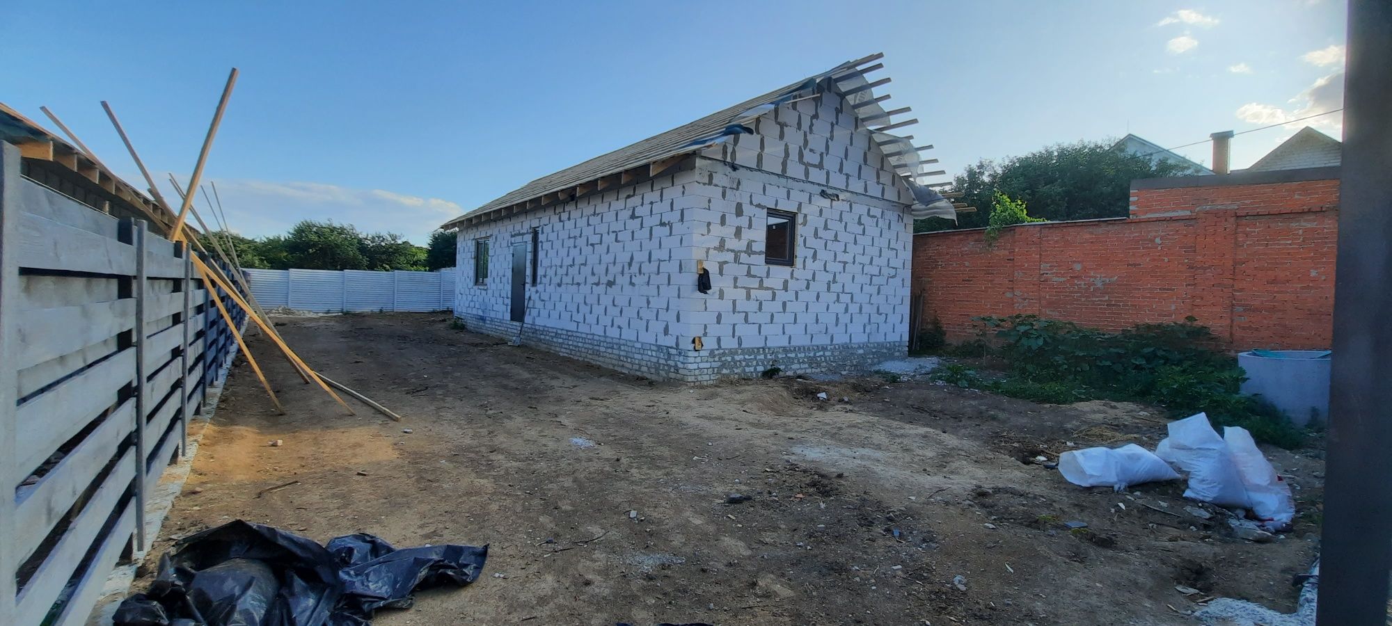 Продам дом в элитном районе Бабаев