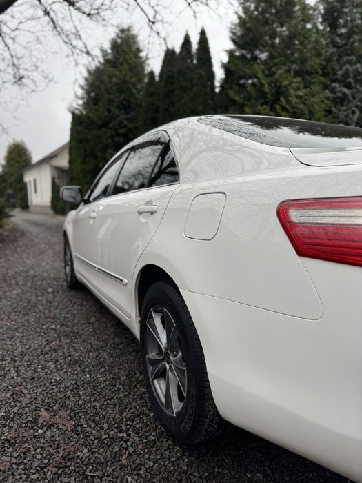 Тойота Кемрі ( 2.4 бенз,автомат) ідеальний стан! 134 тис пробіг!