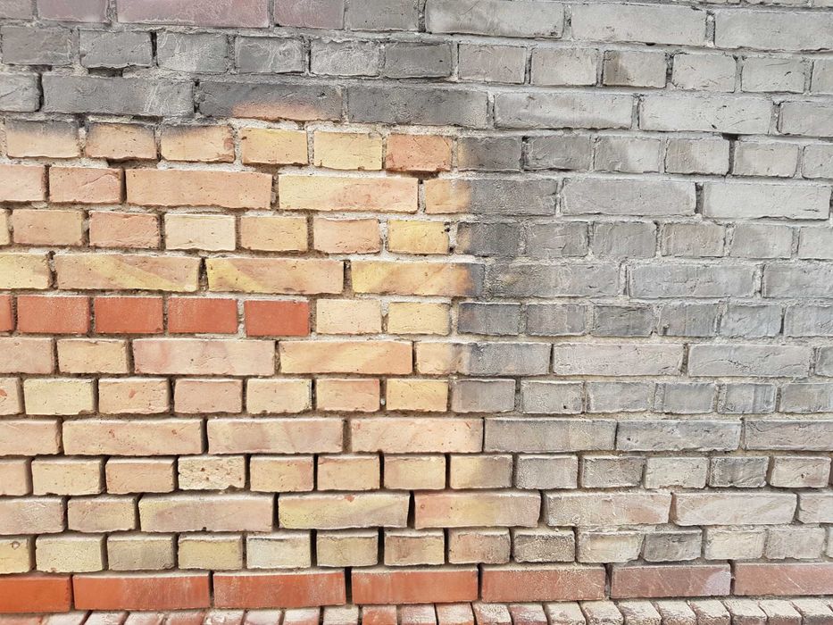 Podnośnik koszowy na gąsienicach, wynajem podnośnika, alpiniści