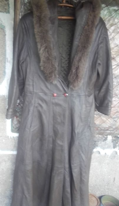 Кожаный плащ 50 р