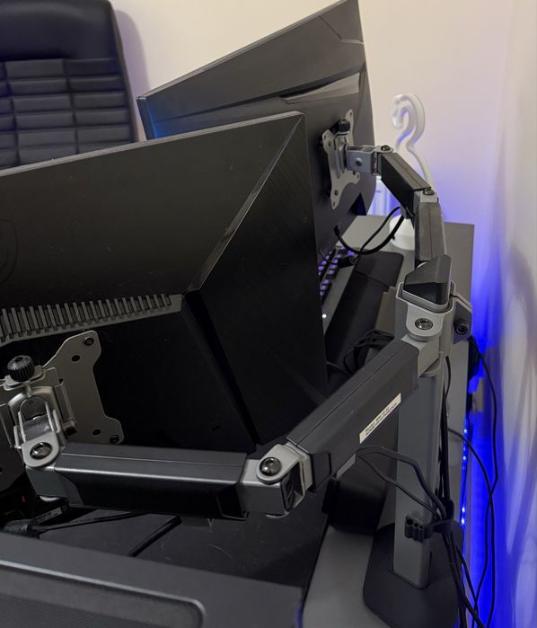 Кронштейн на два монітори RZTK MM 12-32/ настільне кріплення