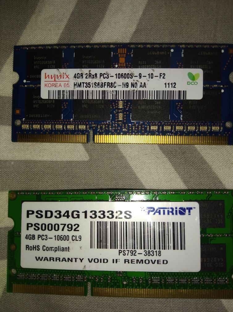 Karta pamięci ( laptop) 4Gb 2szt