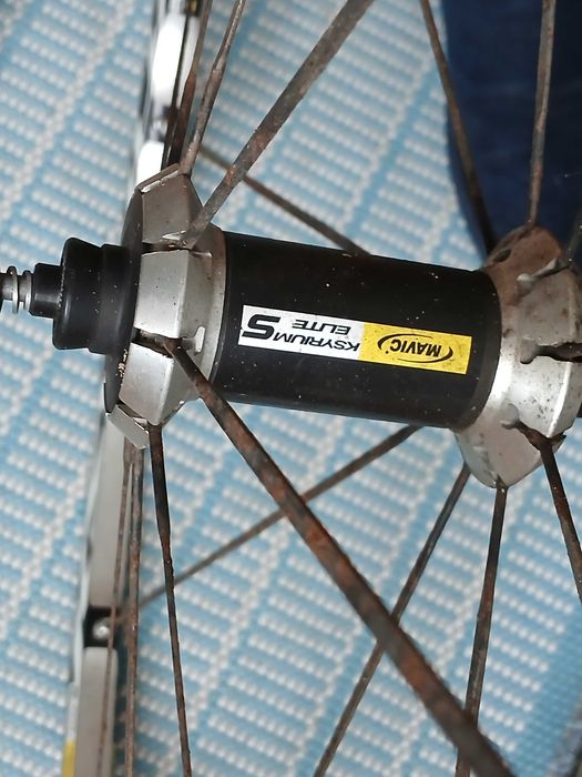 Roda mavic ksyrium elite 700 ,  dianteira